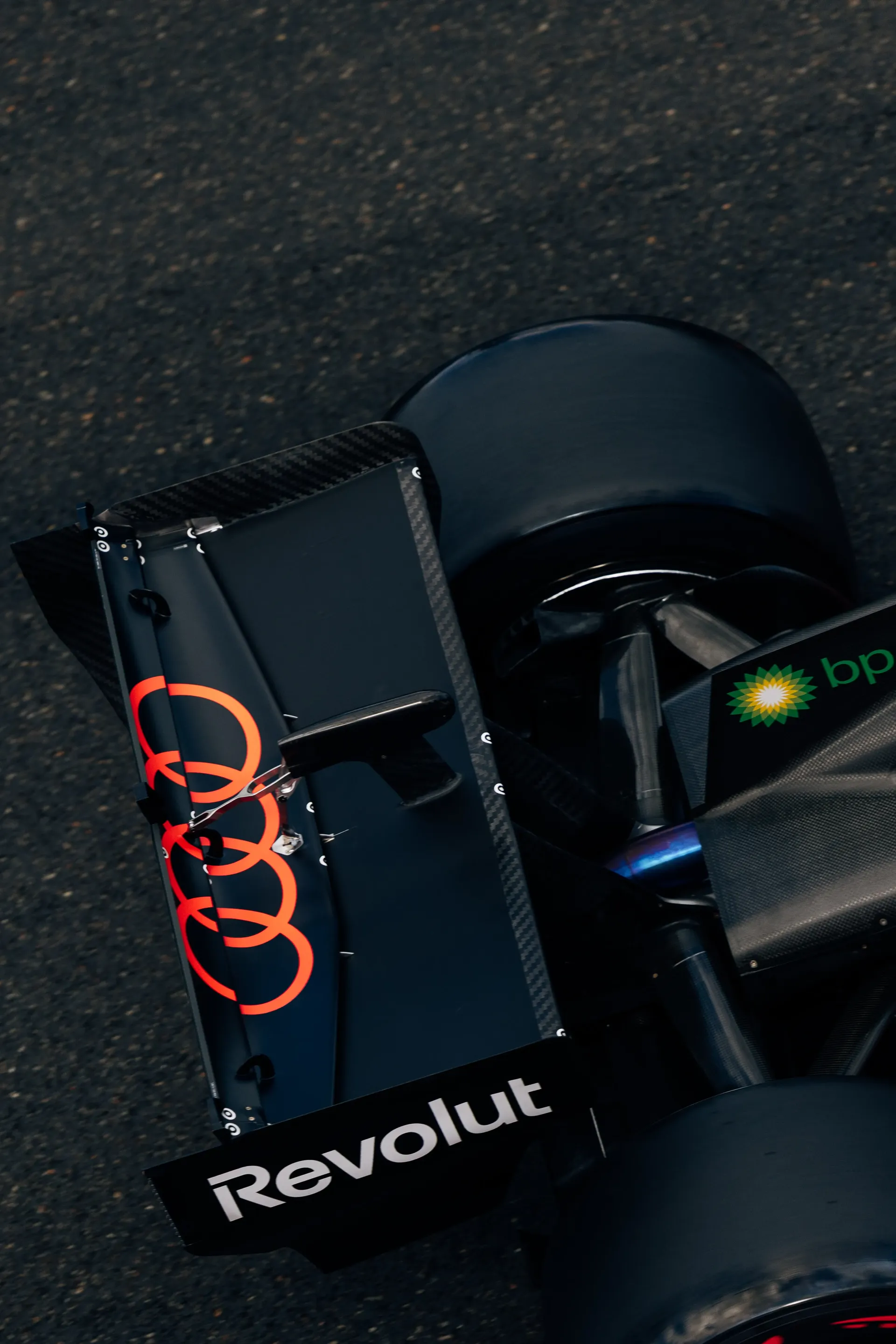 Overhead view of the Audi R26 rear wing and engine cover during FP1.